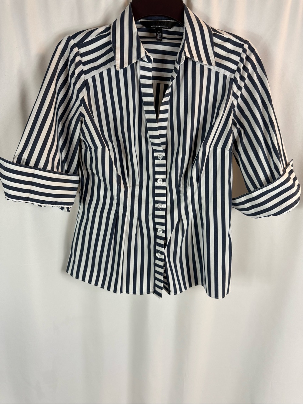 White House Black Market Navy & White Vertical-Stripe Button-Down size:6 - Picture 9 of 15